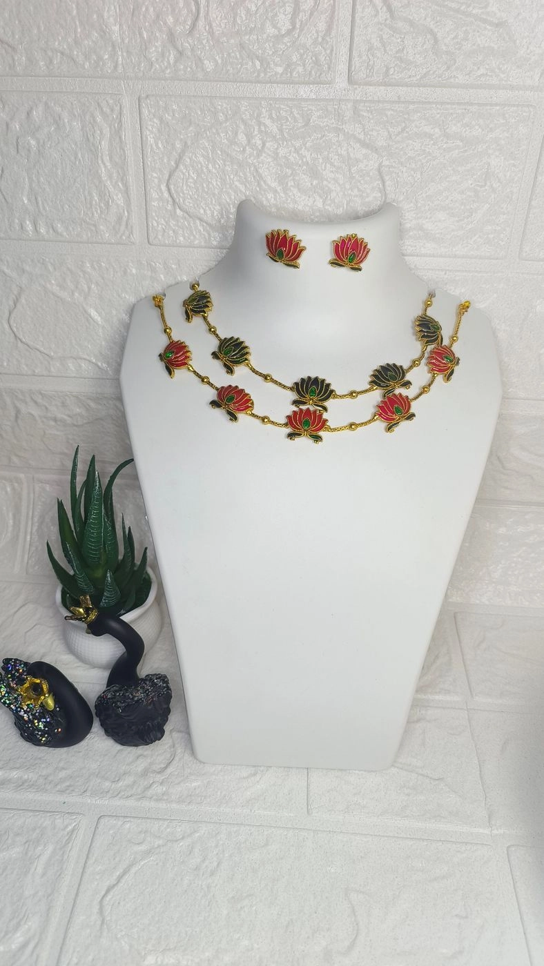premium Lotus necklace set 3