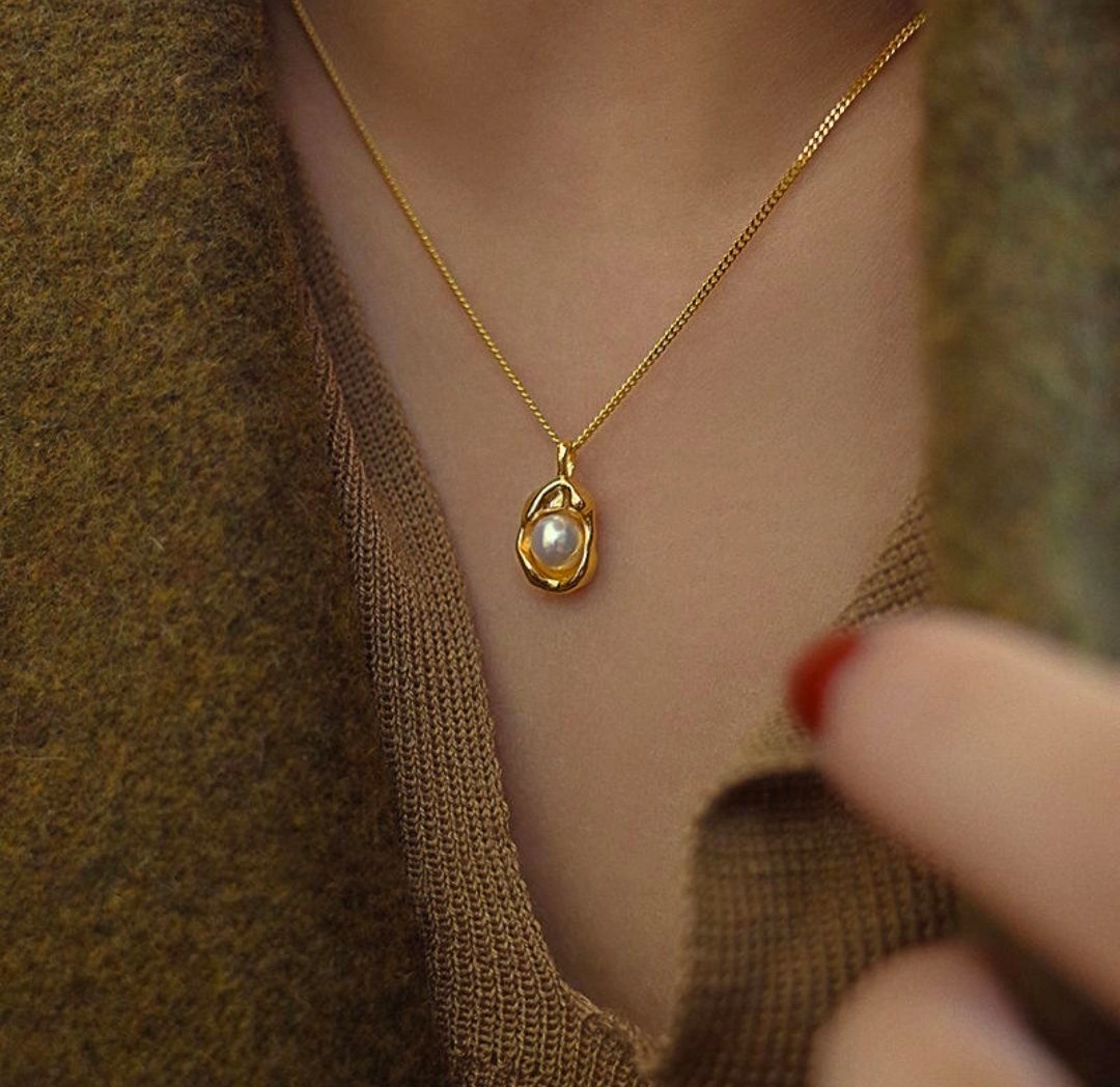 Pearl pendant chain 2