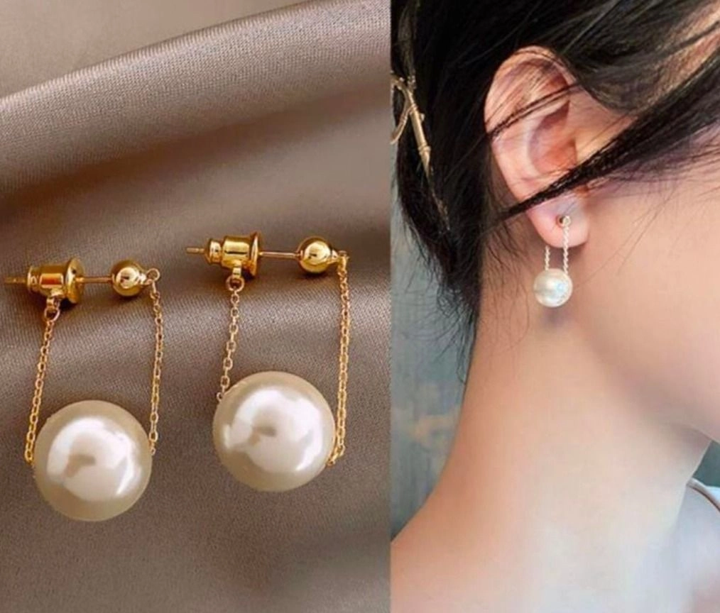 Pearl earring 2
