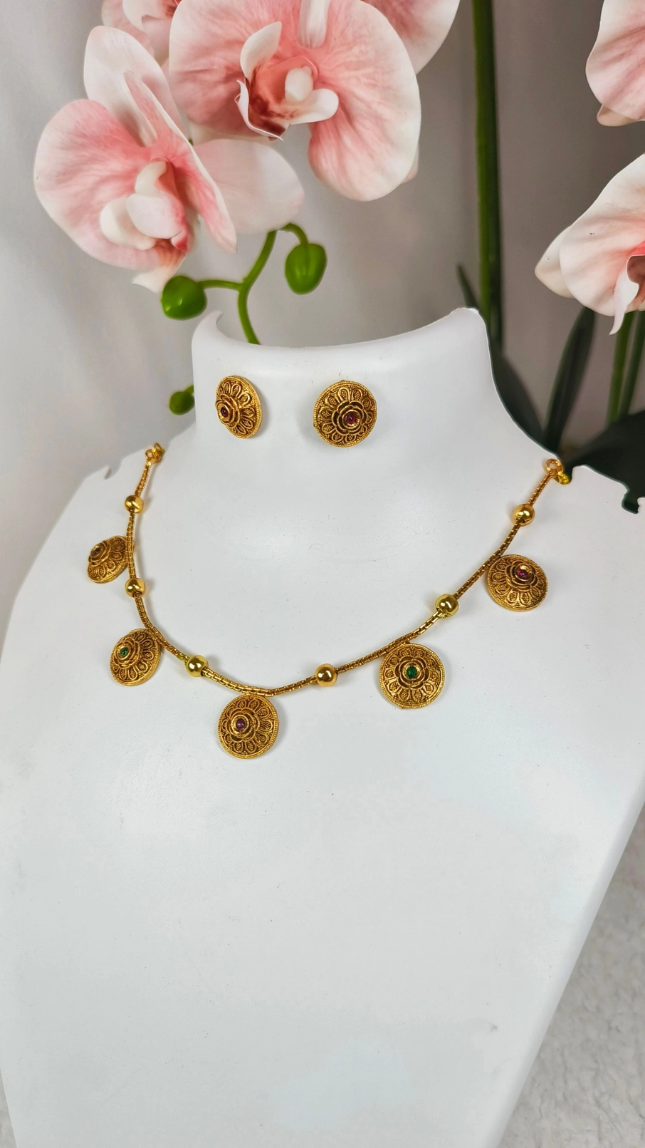 Multi colour floral Necklace set