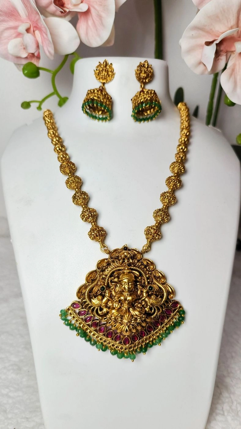 Lakshmi pendant Haram set