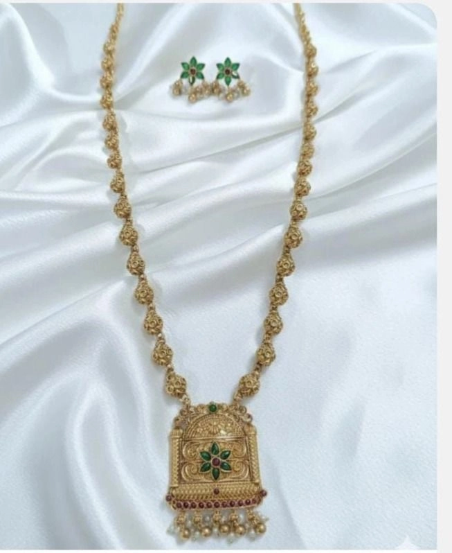 Non idol long Haram set