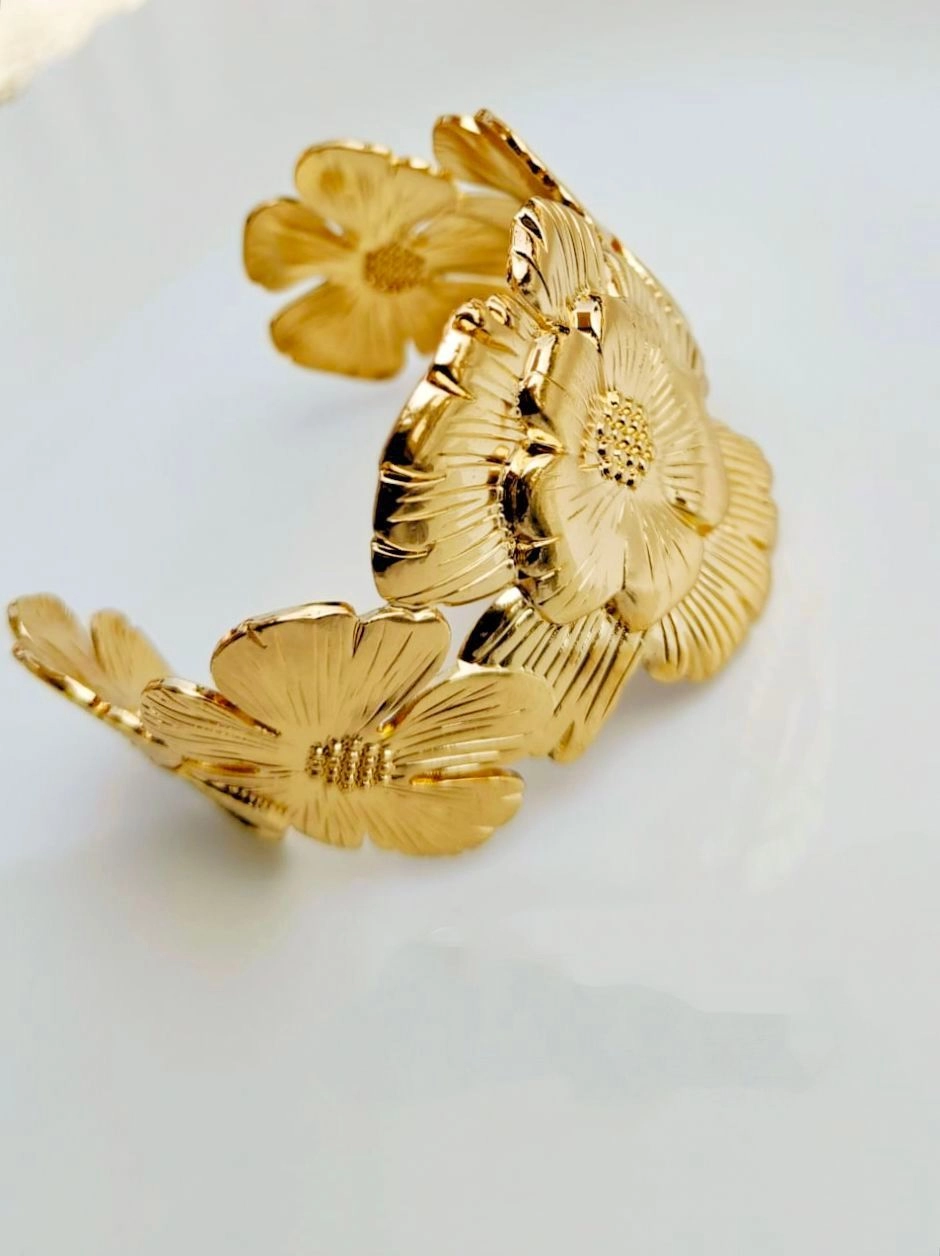 Floral cuff bangle