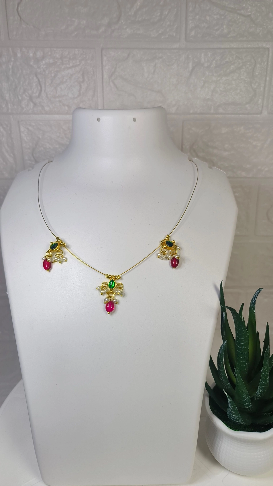 Multi pendant invisible chain 1