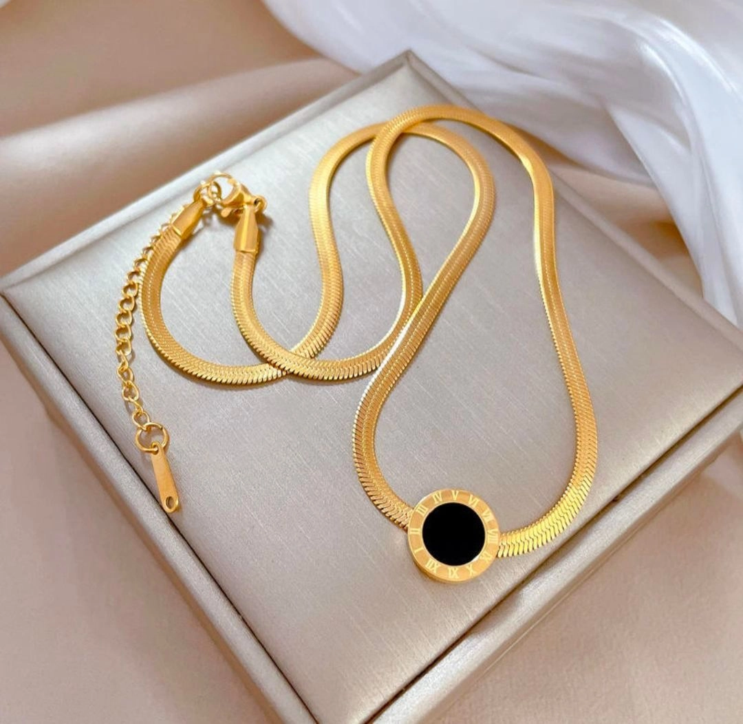 Black Roman pendant snake fancy chain 2