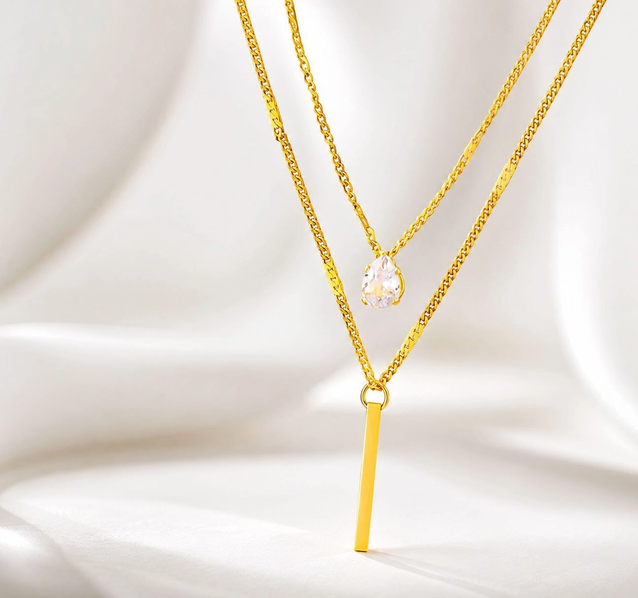 Double layer Teardrop
Crystal Necklace ✨