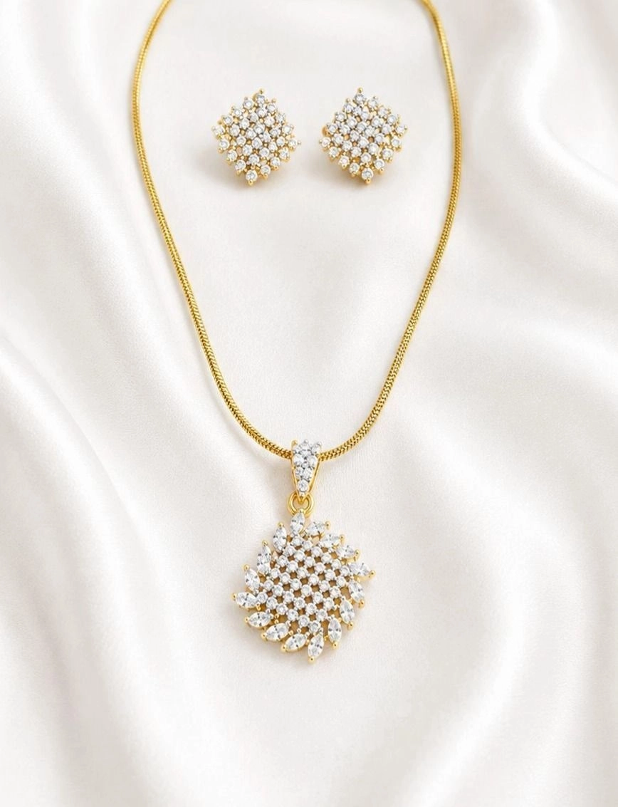 Diamond replica pendant chain set