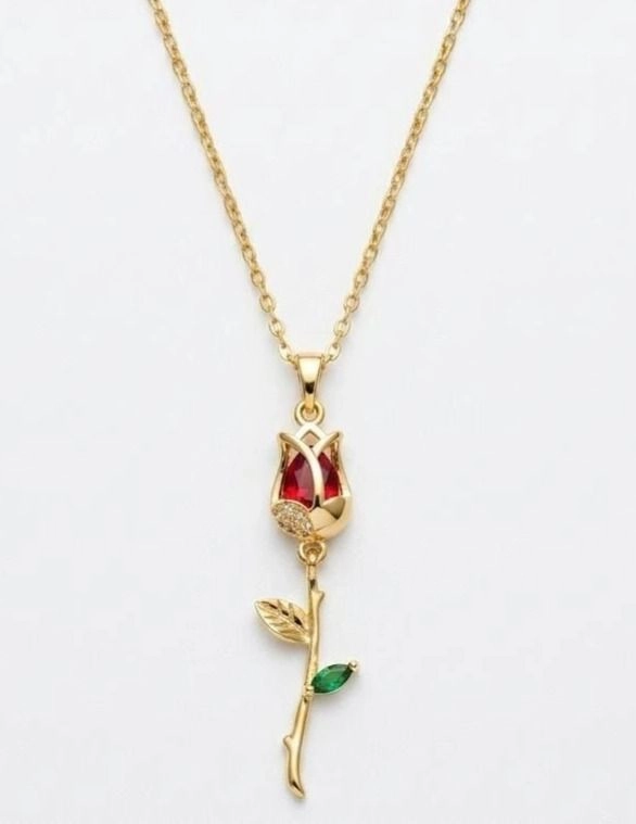 Rose pendant necklace