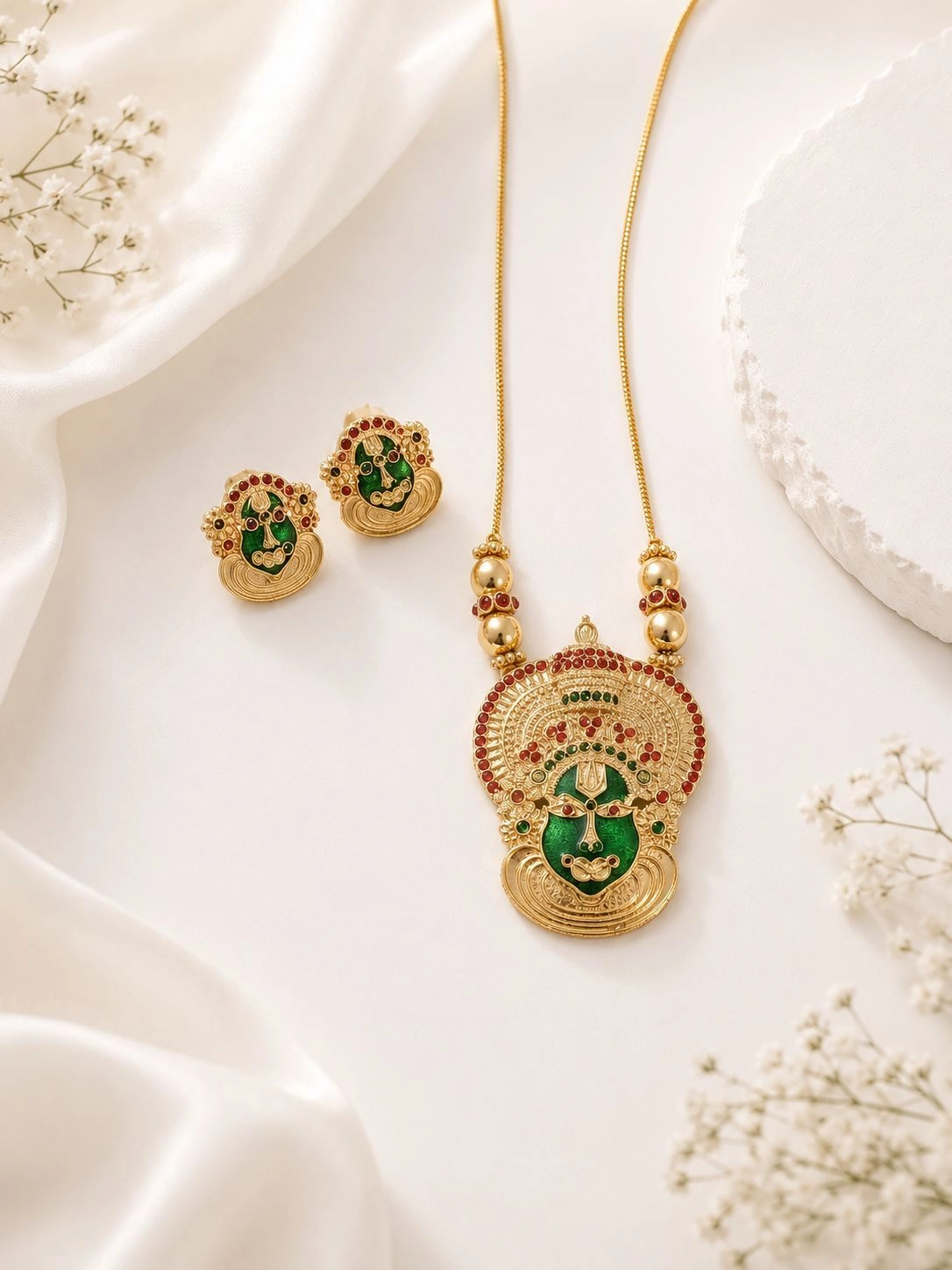 Kathakali pendant chain set