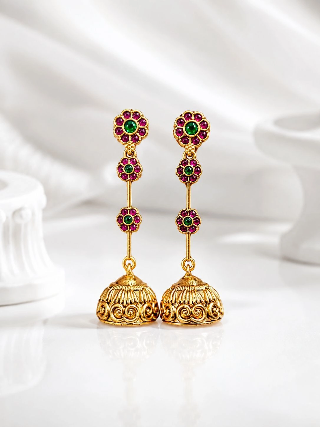 Floral jhumka