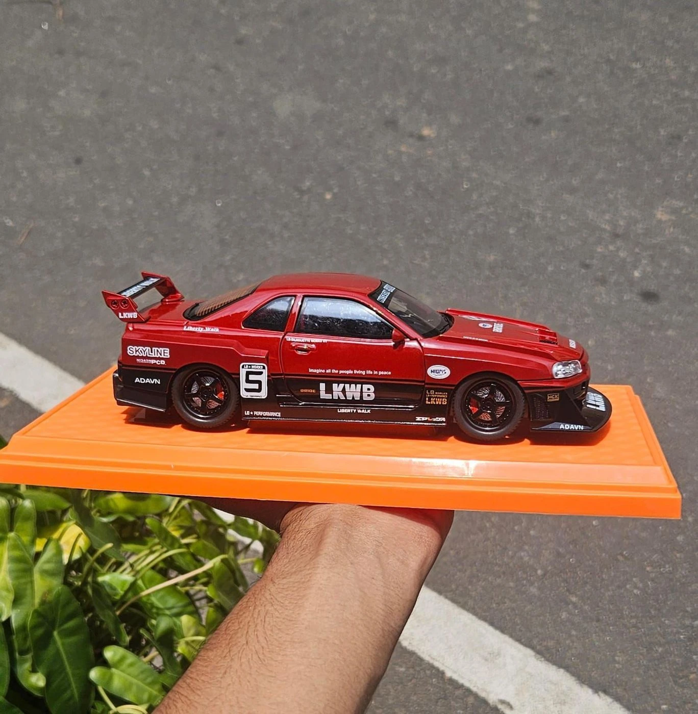 Nissan GTR LKWB Edition 1:24 Scale Model Premium Diecast Car