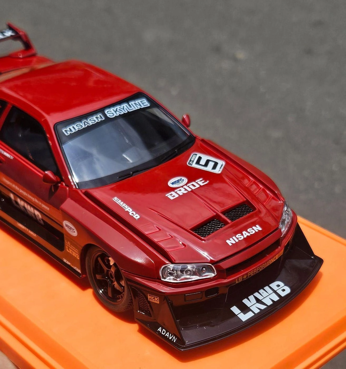 Nissan GTR LKWB Edition 1:24 Scale Model Premium Diecast Car 8