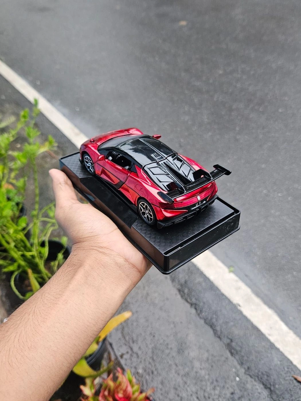 BYD Yangwang U9 1:32 Premium Metal Diecast Car 3