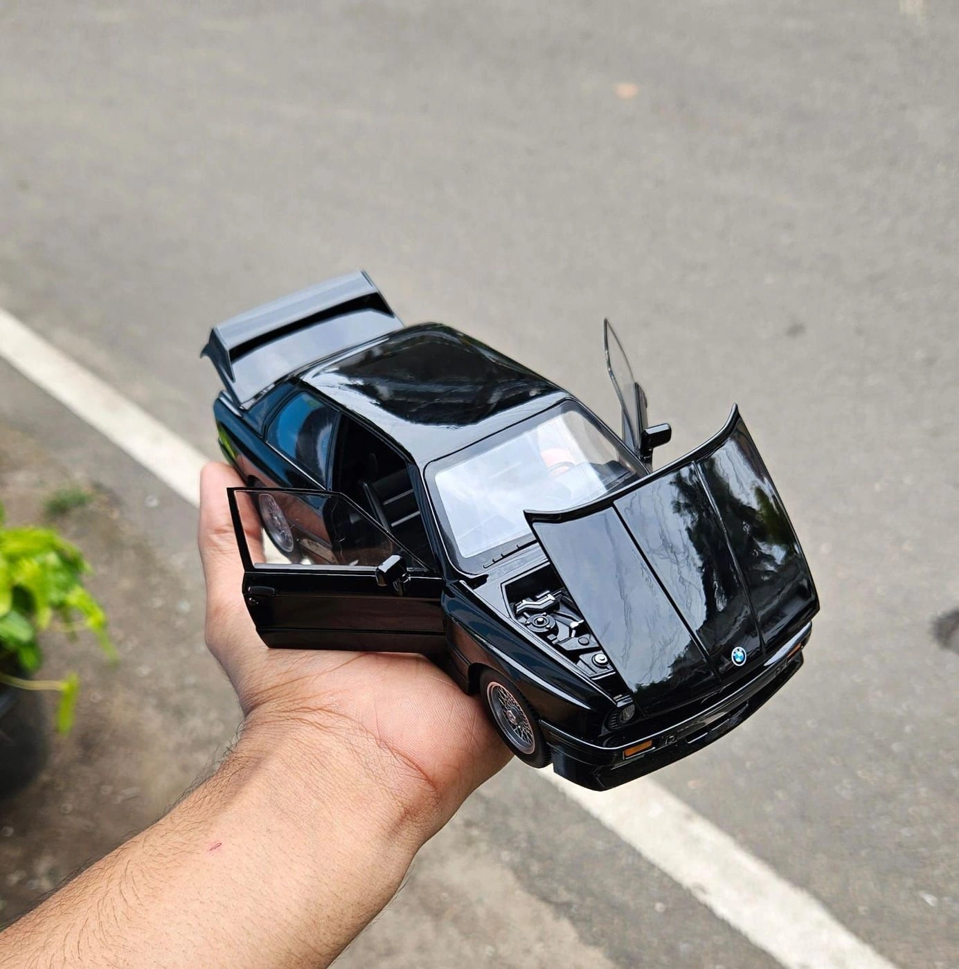 Bmw M3 E30 Black 1:24 Premium Scale Metal Diecast Car 4