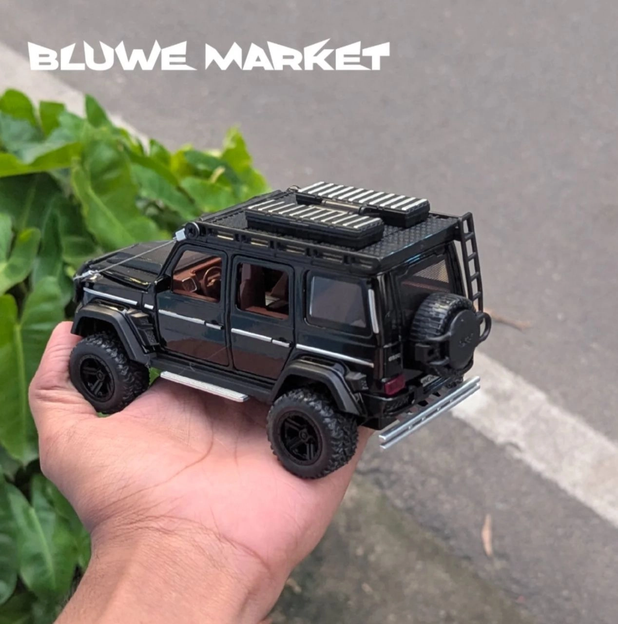Mercedes Benz G Class G550 1:32 Premium Metal Diecast 4x4 3