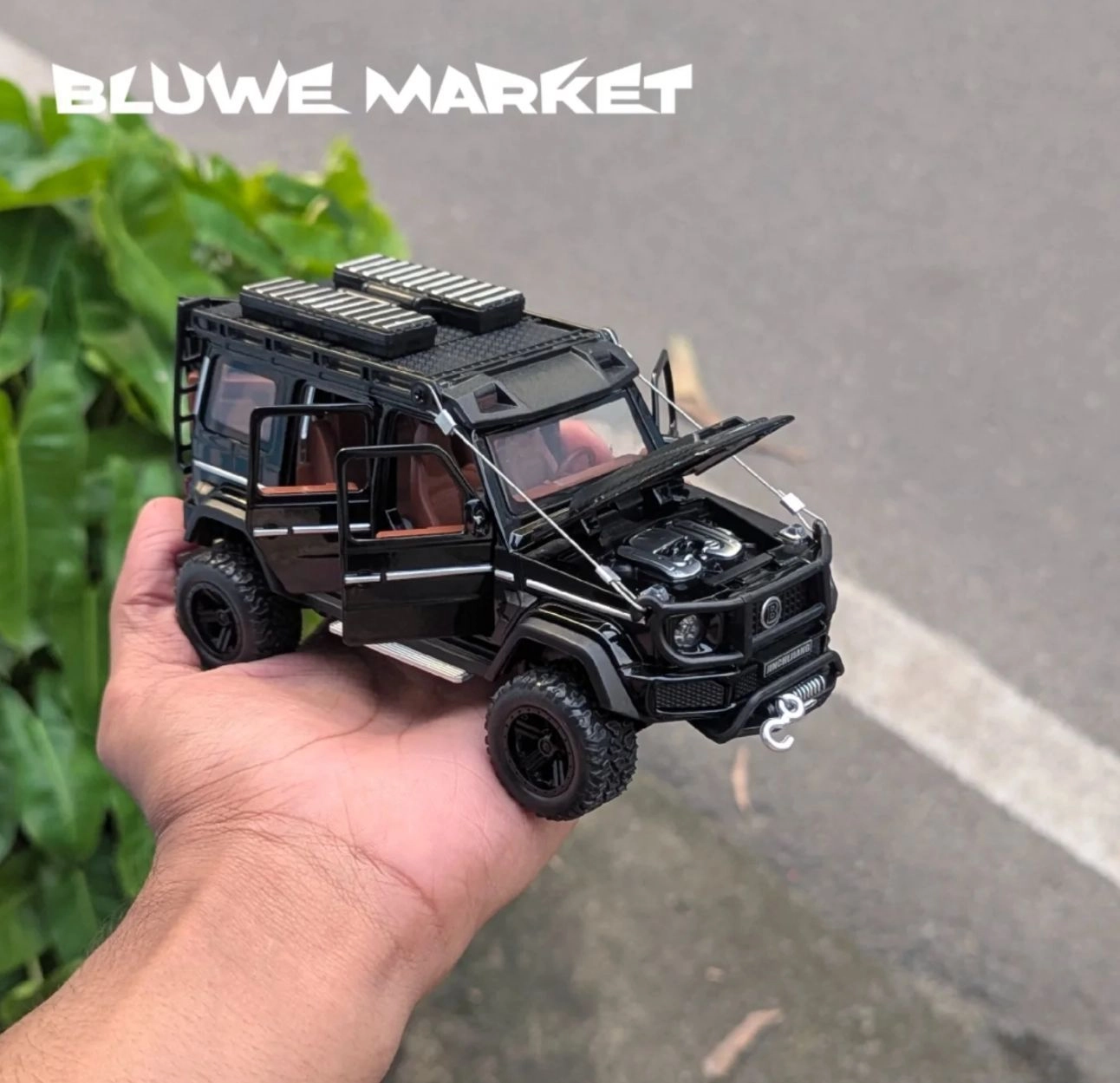 Mercedes Benz G Class G550 1:32 Premium Metal Diecast 4x4 4