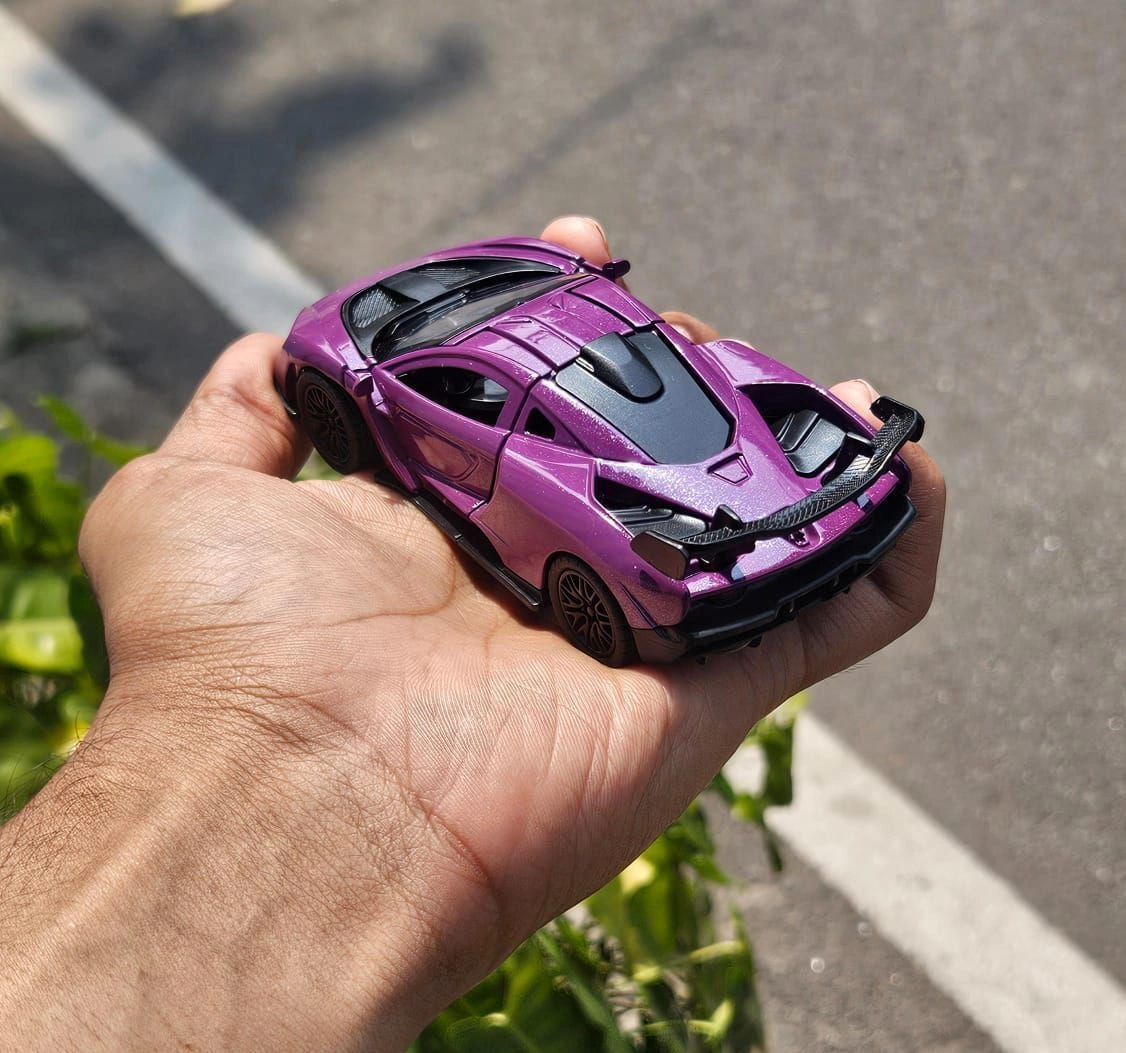 McLaren Senna Purple 1:36 Scale Metal Diecast Car 3