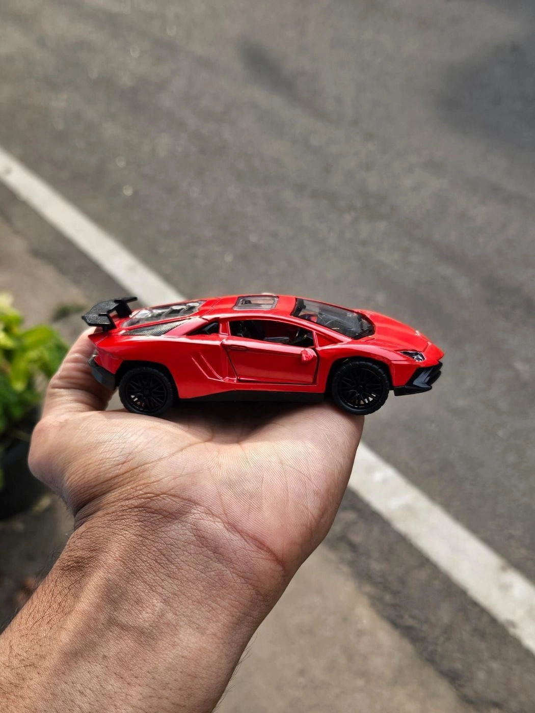 Lamborghini SVJ Red 1:36 Scale Metal Diecast Car 2