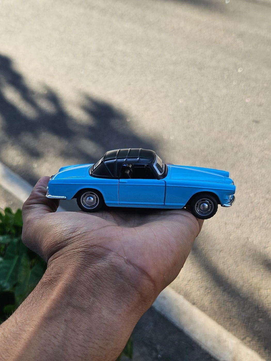 Bmw 503 Cabriolet 1:36 Scale Vintage Metal Diecast Car Blue 2