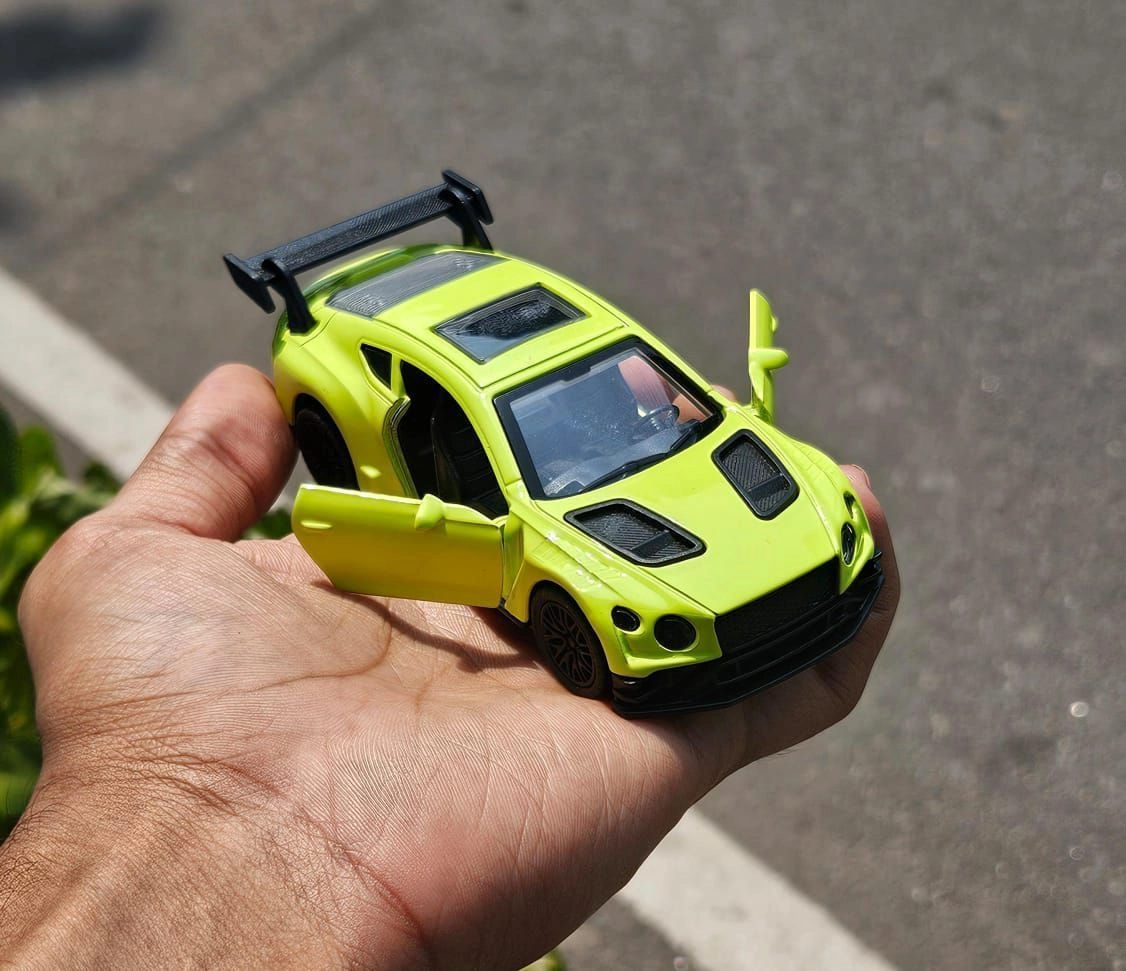 Bentley Continental GT Flurocent Green 1:36 Scale Metal Diecast Car 4