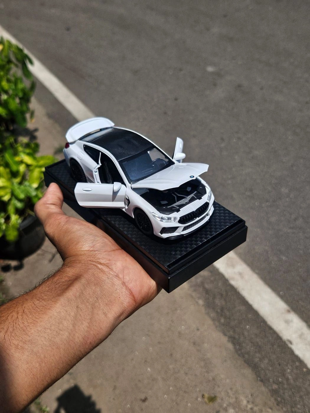 Bmw M8 Coupe 1:32 Premium Scale Metal Diecast Car 4
