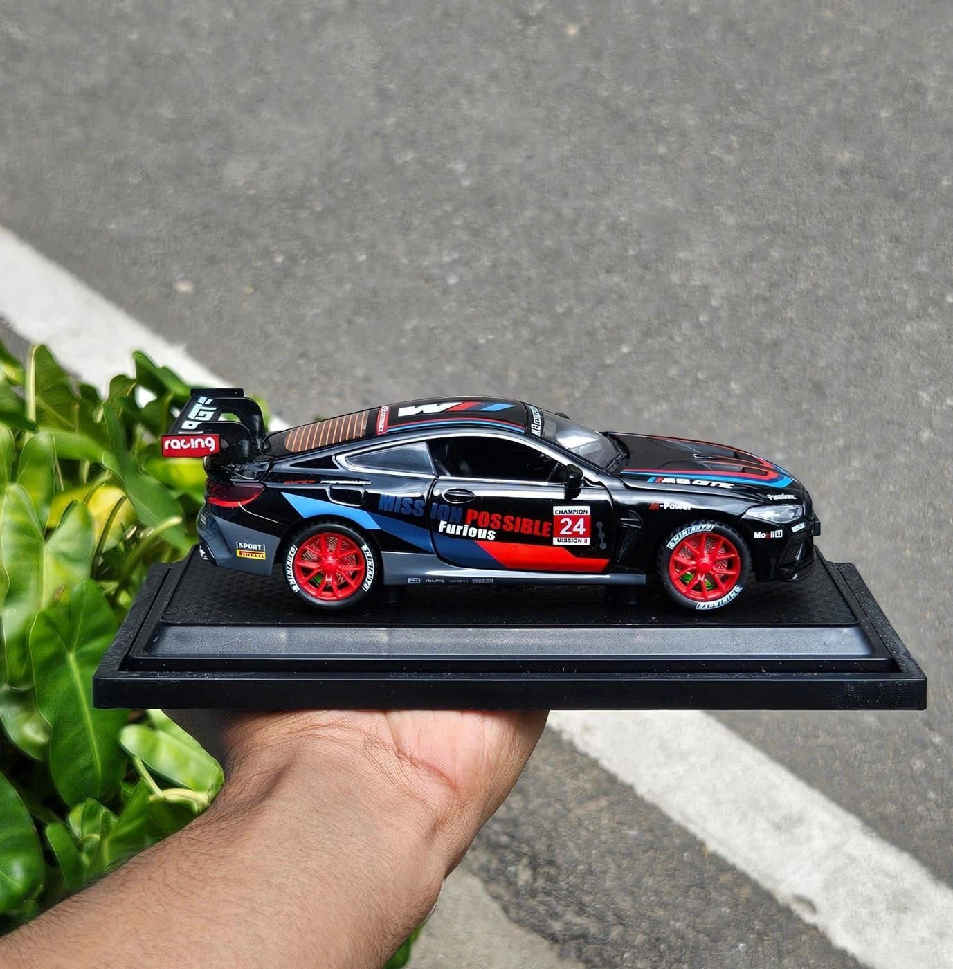 Bmw M8 Sports Edition Black 1:32 Premium Scale Metal Diecast Car 2