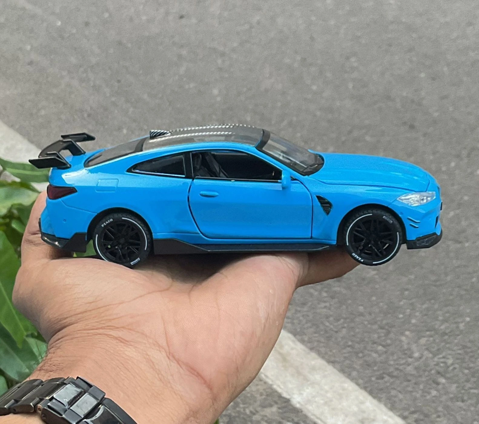 Bmw M4 Blue 1:32 Premium Scale Metal Diecast Car 2