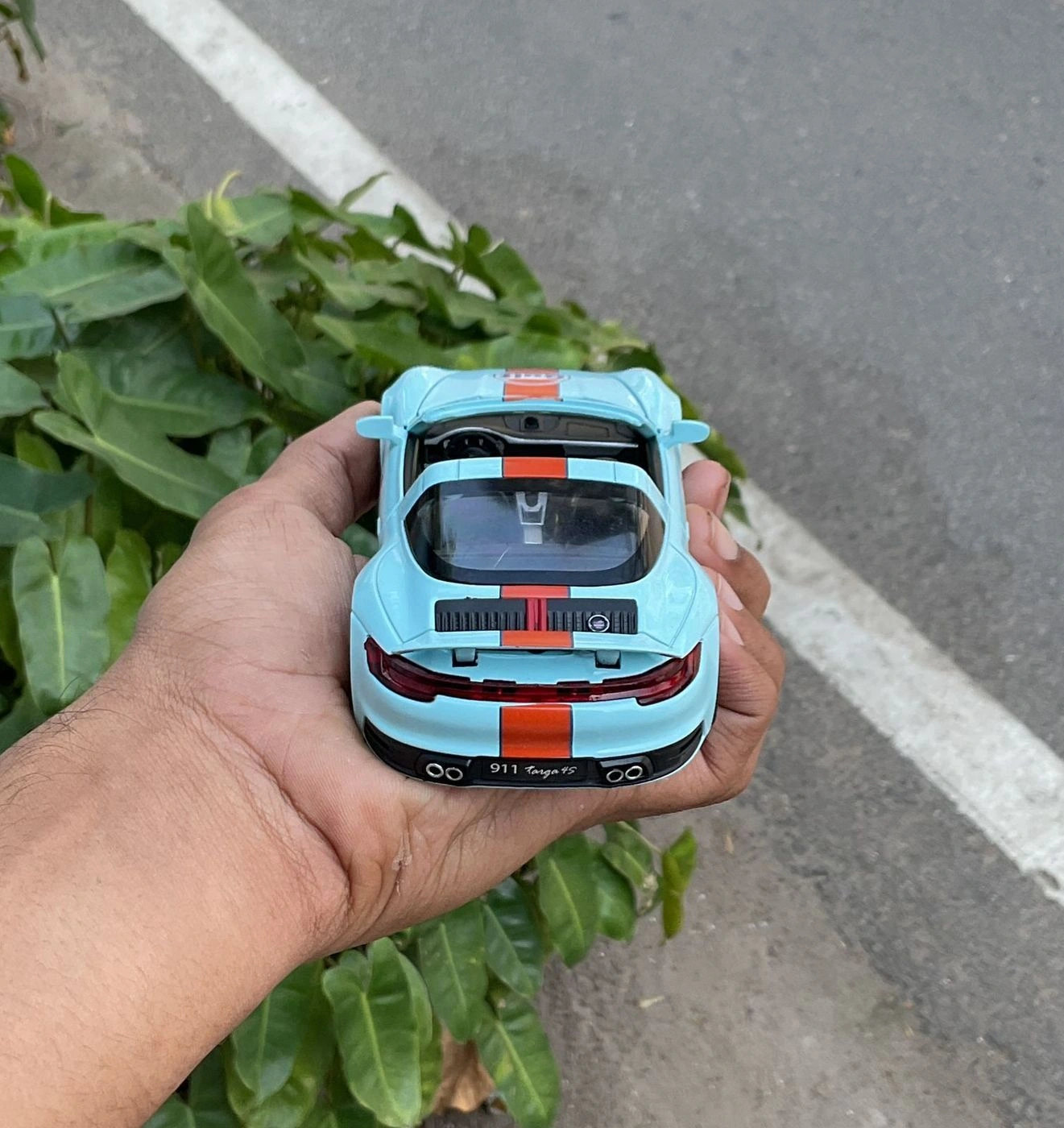 Porsche Targa Gulf Edition 1:32 Premium Scale Metal Diecast Car 5