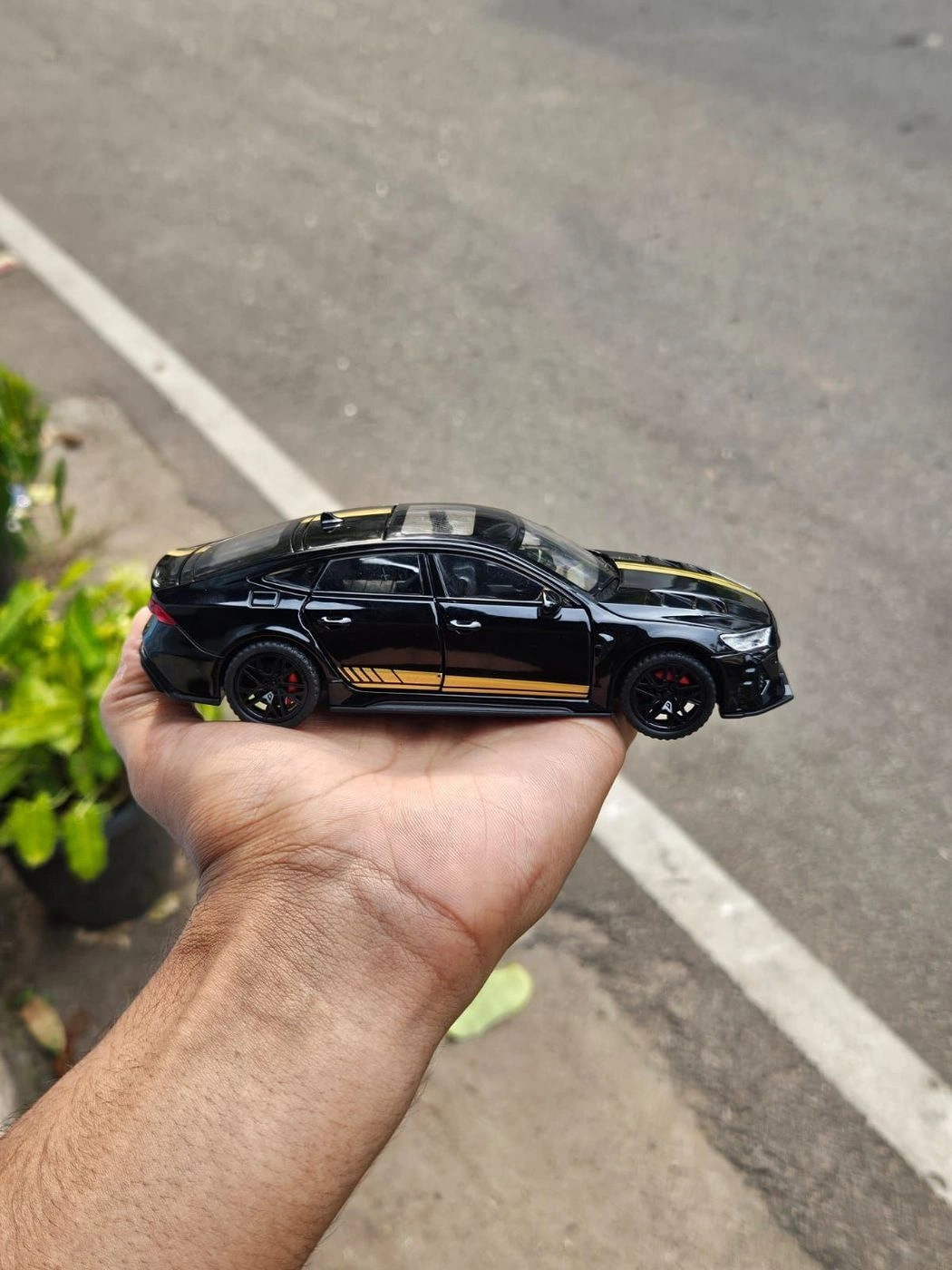 Audi RS7 1:32 Premium Scale Metal Diecast Car 2