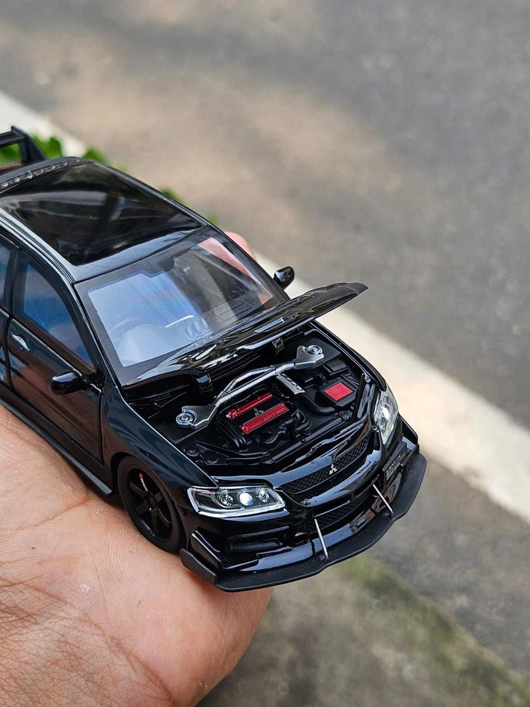 Lancer Evolution 1:32 Premium Scale Metal Diecast Car Black 8