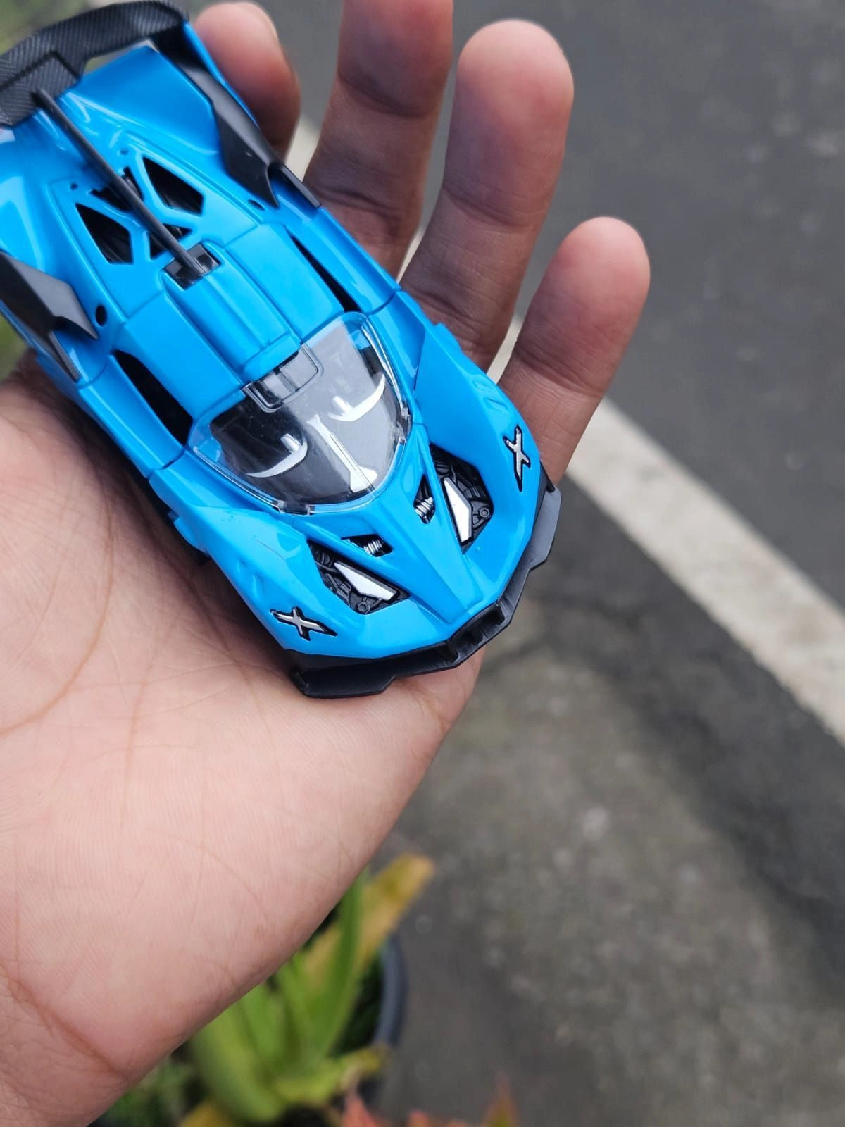 Bugatti Bolide 1:43 Scale Metal Diecast Car Blue 4
