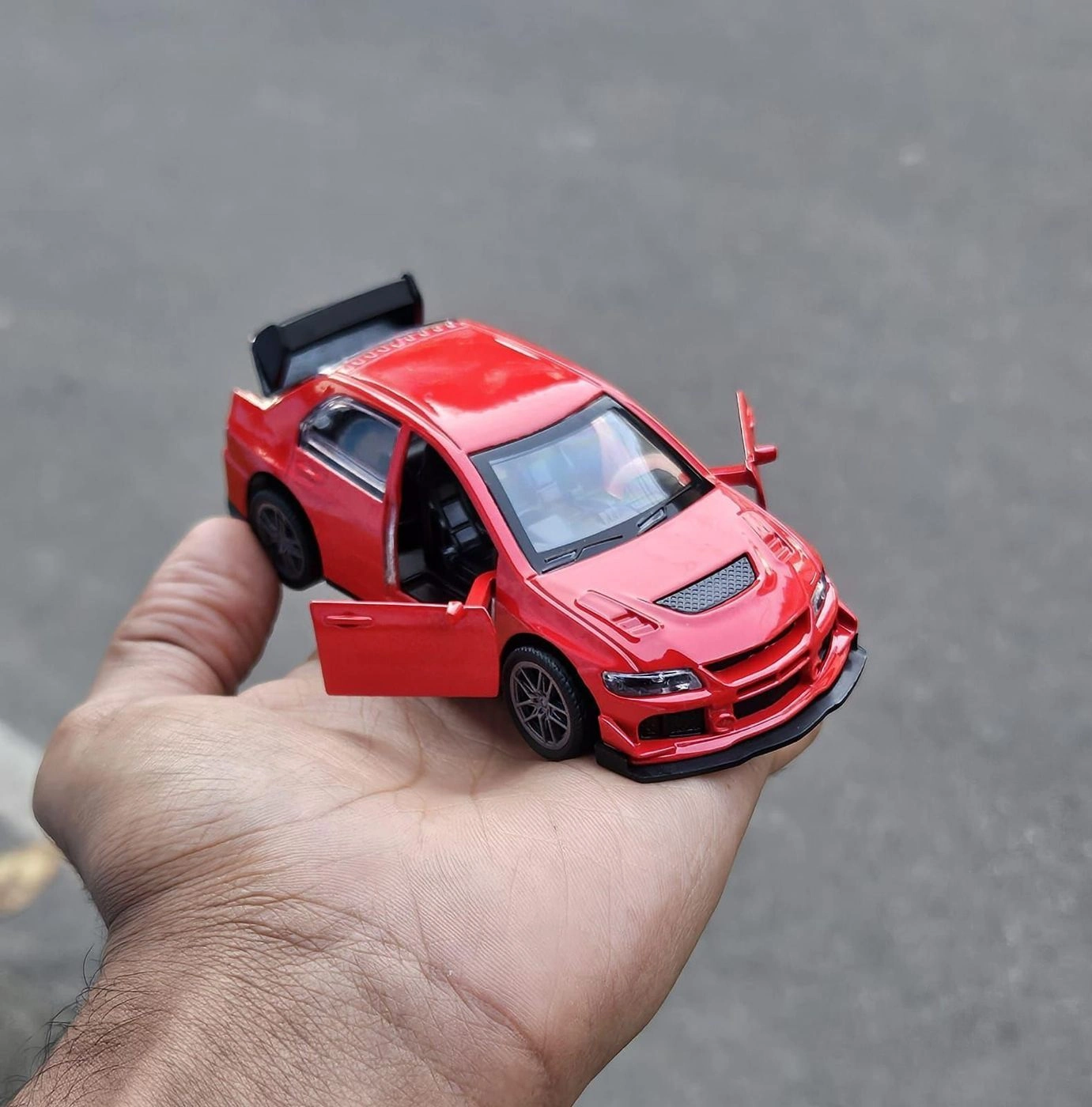 Mitsubishi Lancer Evolution IX (Evo 9) 1:36 Scale Metal Diecast Car Red 4