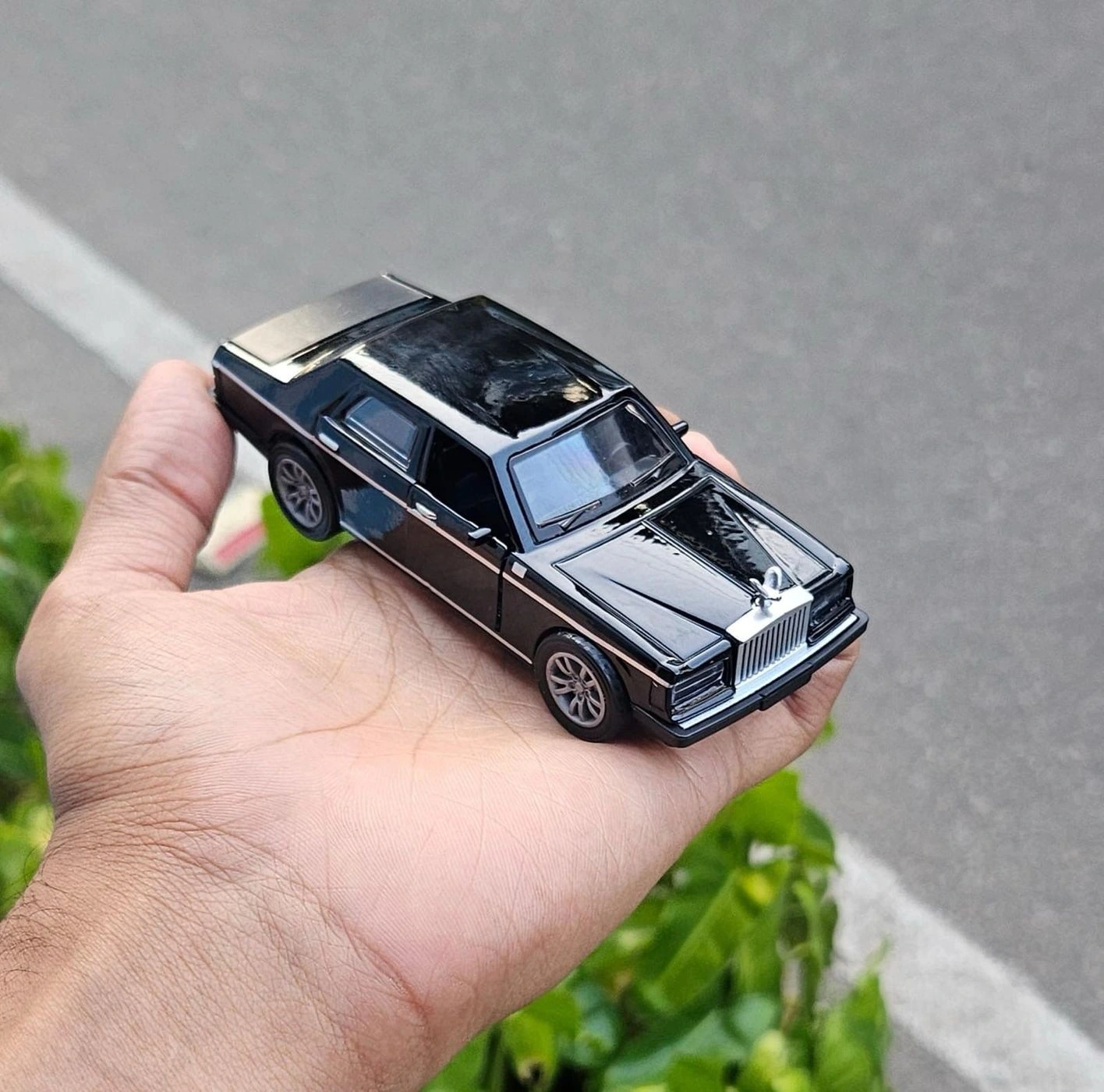 1994 Rolls Royce Silver Spur III Metal Diecast 1:36 Scale Vintage Car Black 1