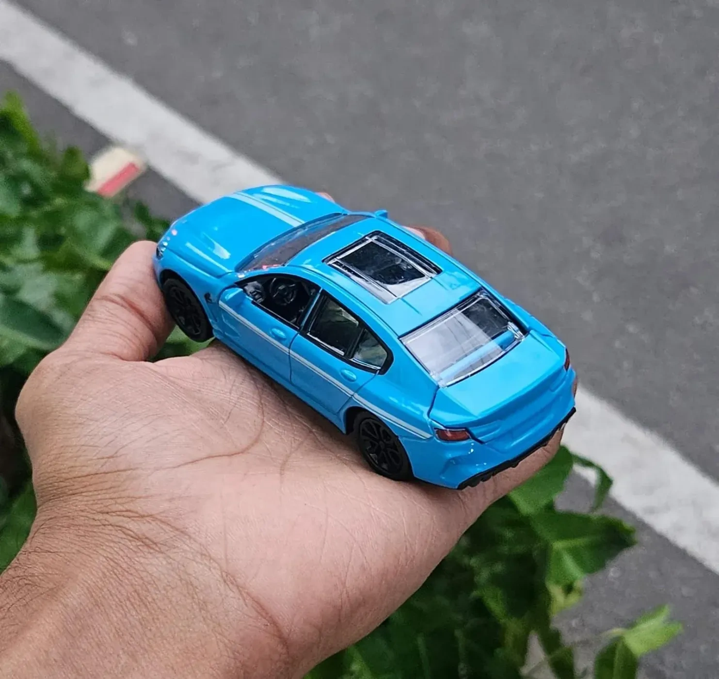 Bmw M8 1:36 Scale Metal Diecast Car Blue 3