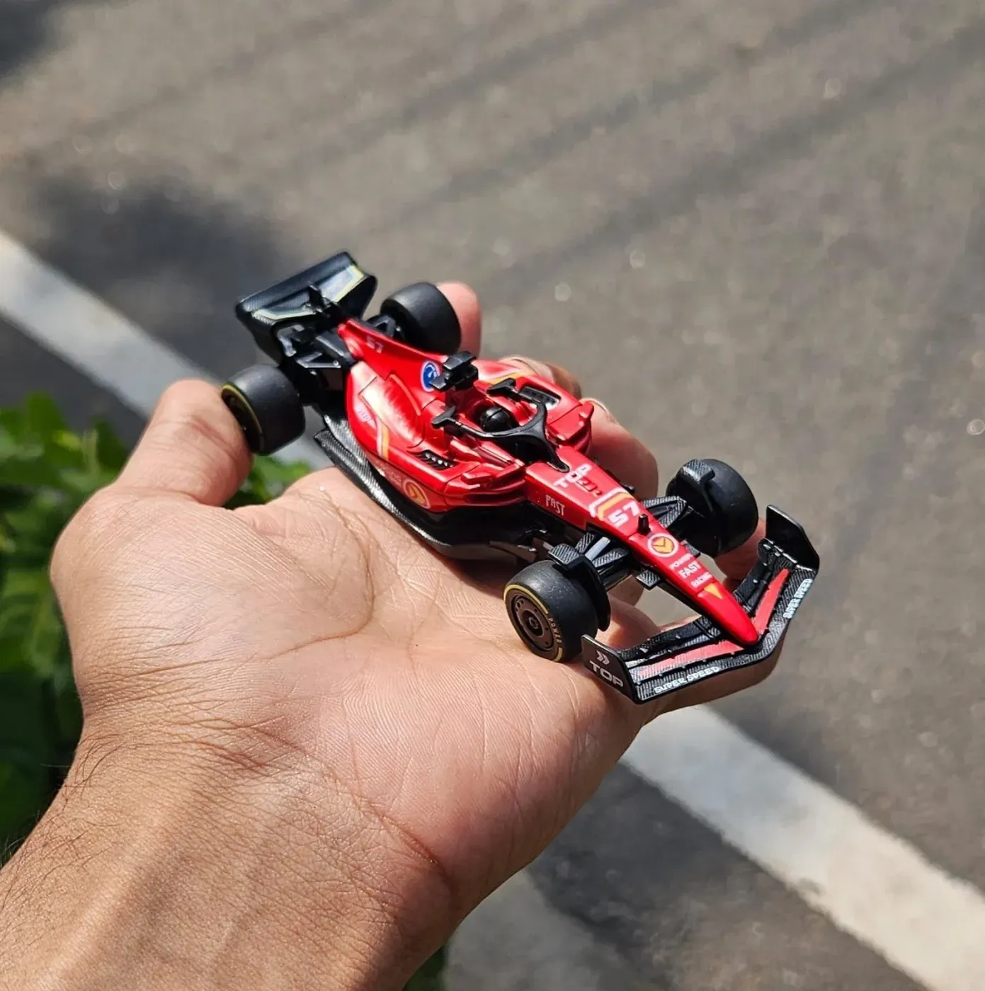 F1 Diecast Metal Car 1:36 Scale Ferrari Red 1