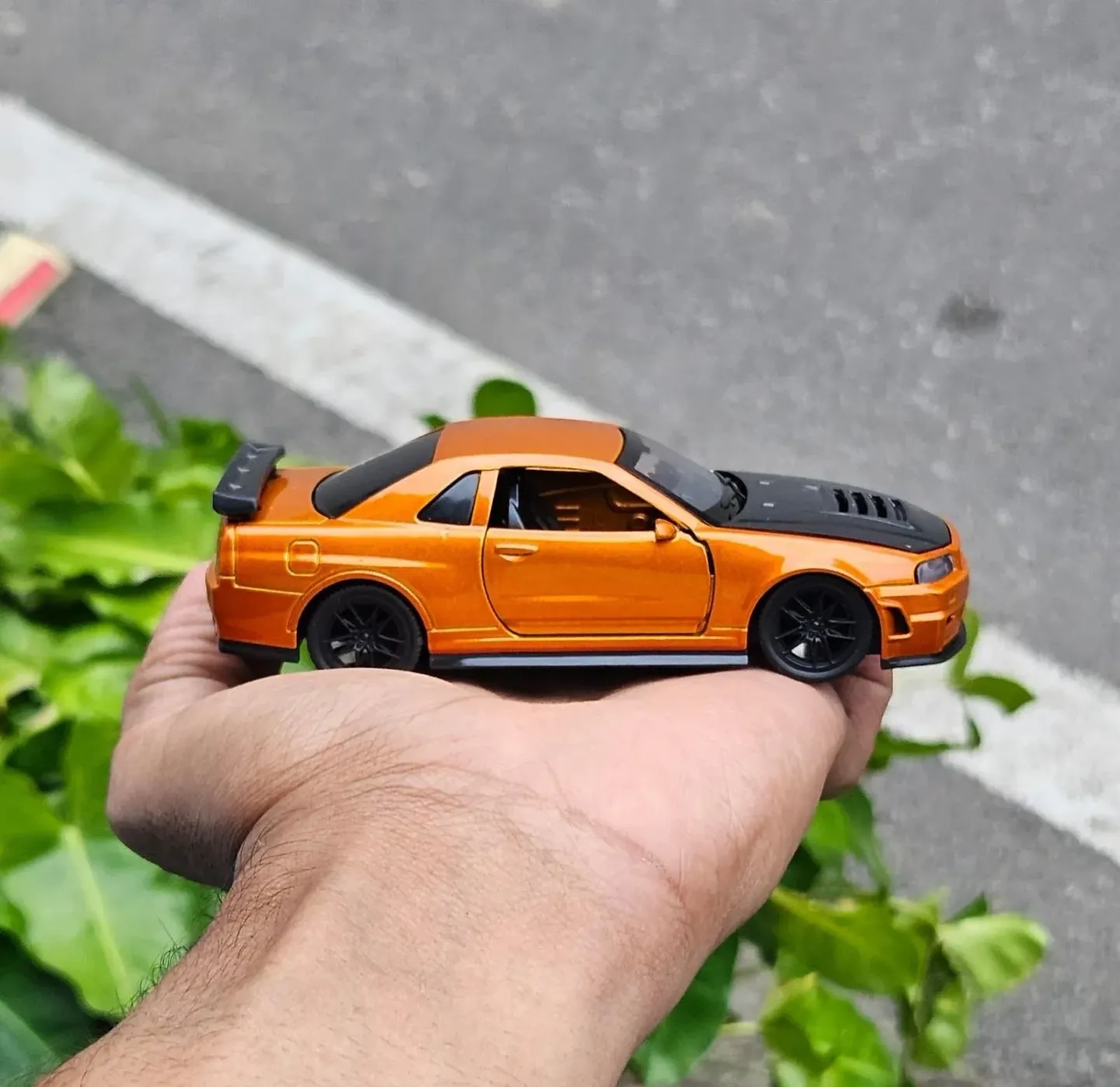 Skyline GT-R34 Metal Diecast 1:36 Scale Car Orange 2