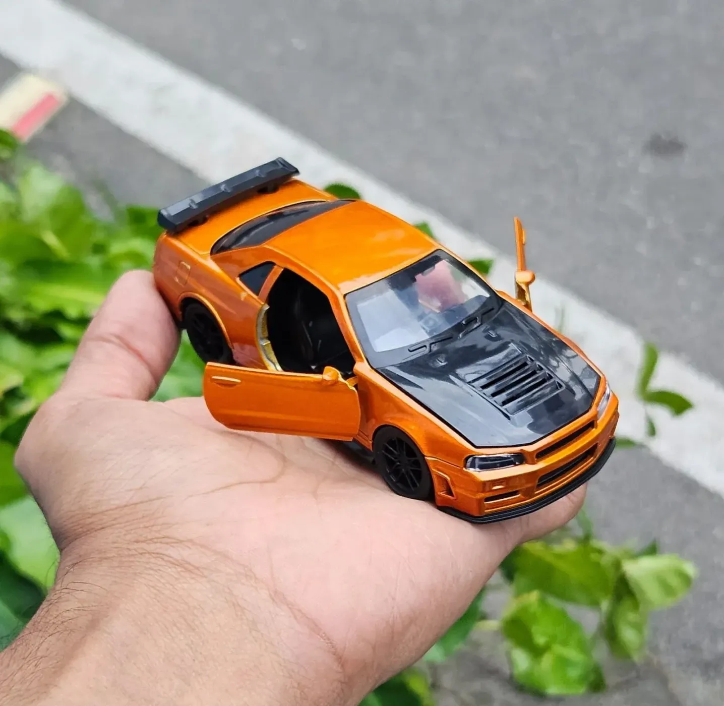 Skyline GT-R34 Metal Diecast 1:36 Scale Car Orange 4