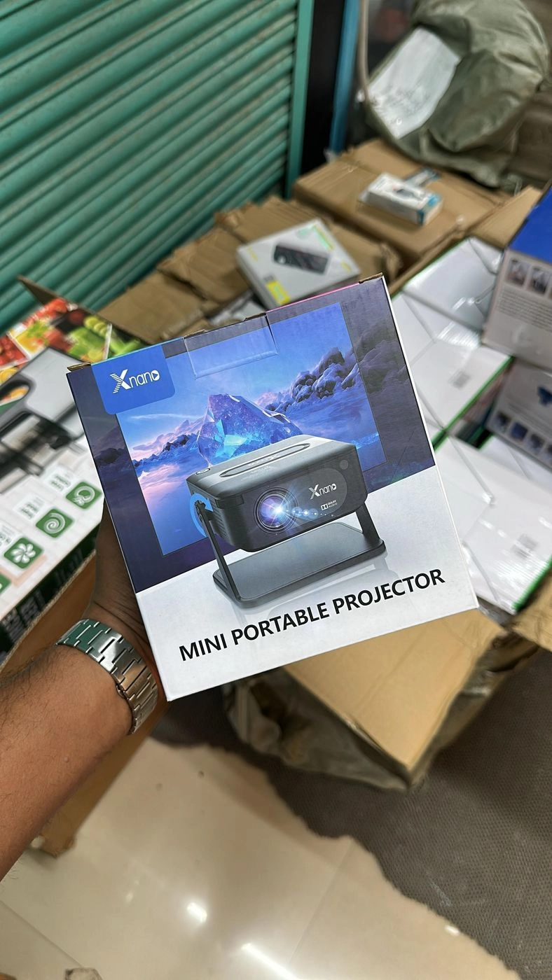 XNANO PROJECTOR 6
