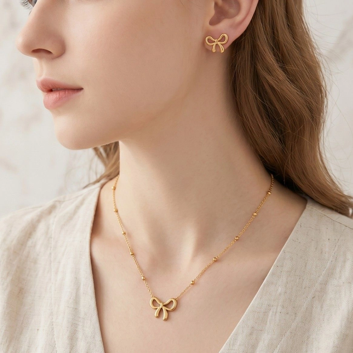 Anti Tarnish Knot Necklace 2