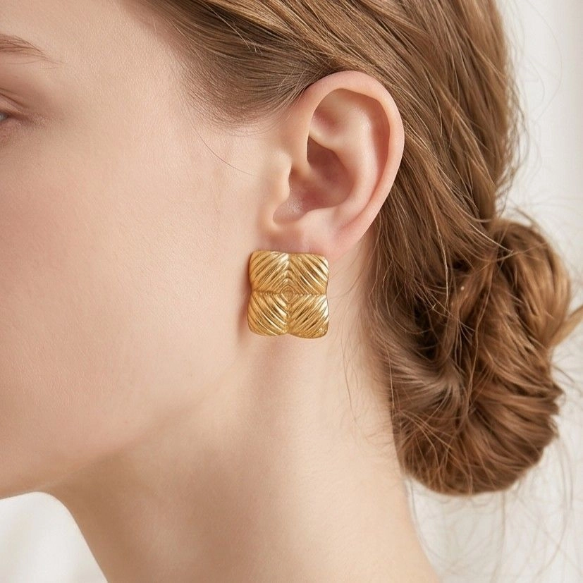 Anti Tarnish Stainless Steel Quadangle Stud Earrings 2