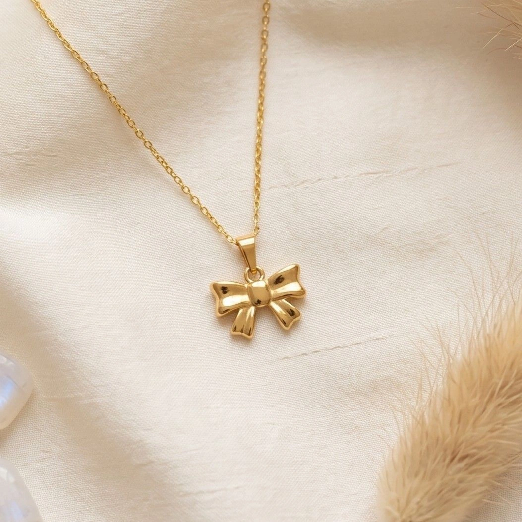 Anti Tarnish Stainless Steel Bow Themed Pendant Necklace 1