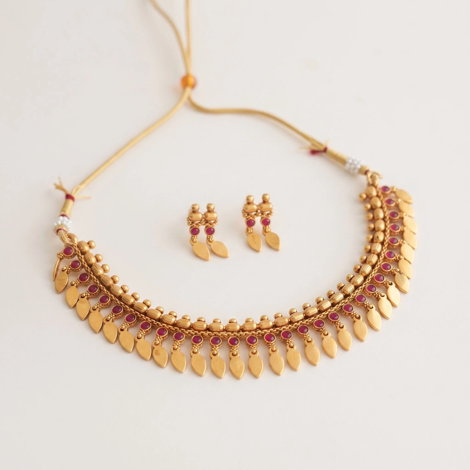 Elakathali Temple Jewellery Set with Necklace and Earring 1