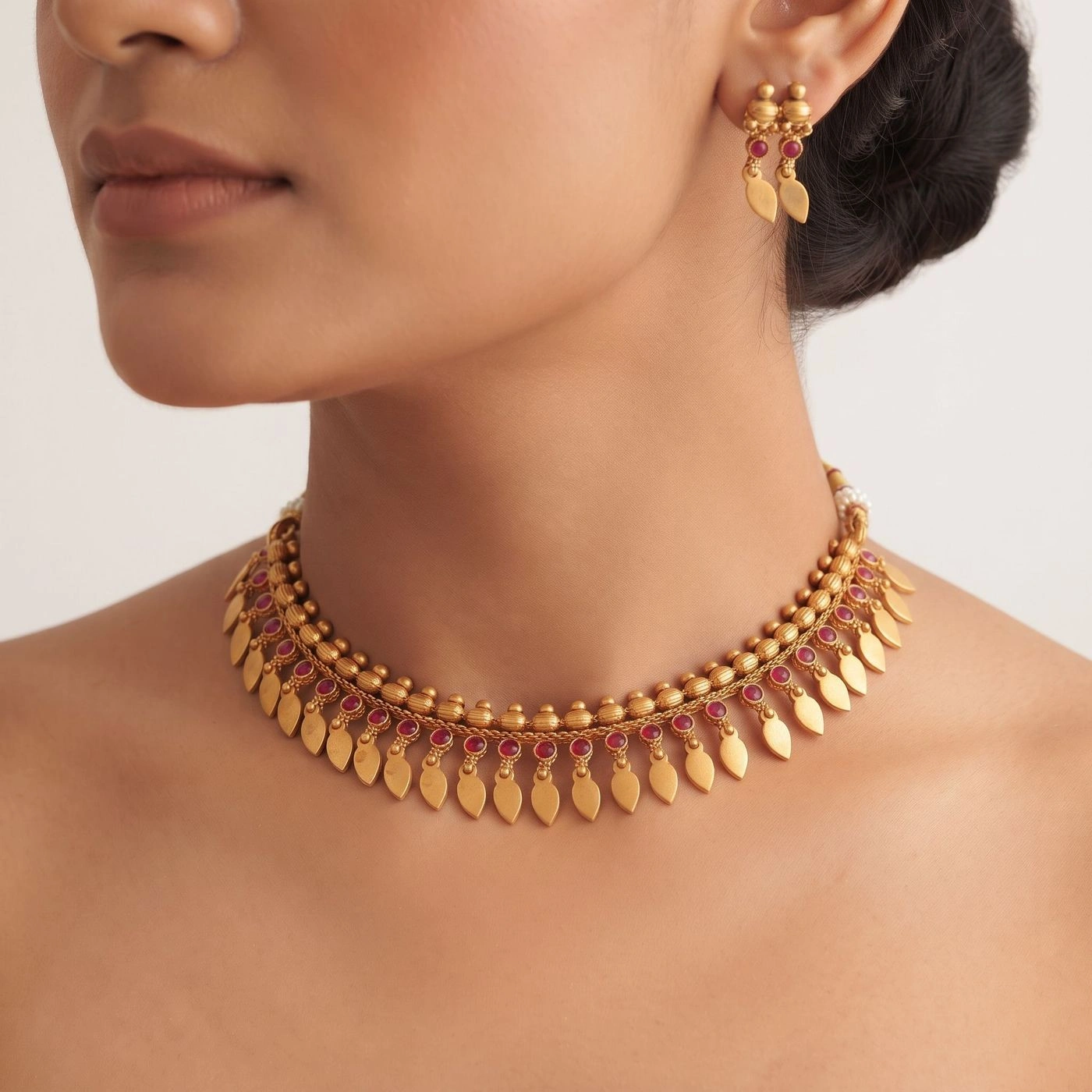 Elakathali Temple Jewellery Set with Necklace and Earring 2