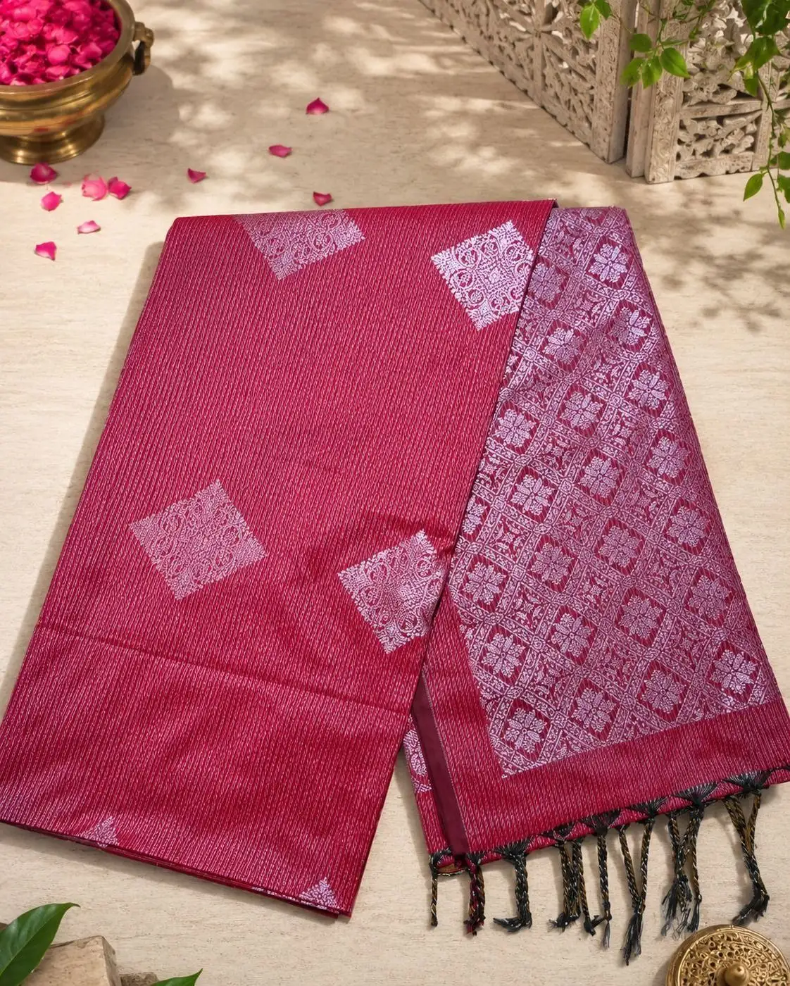 Line Soft Silk Saree 3