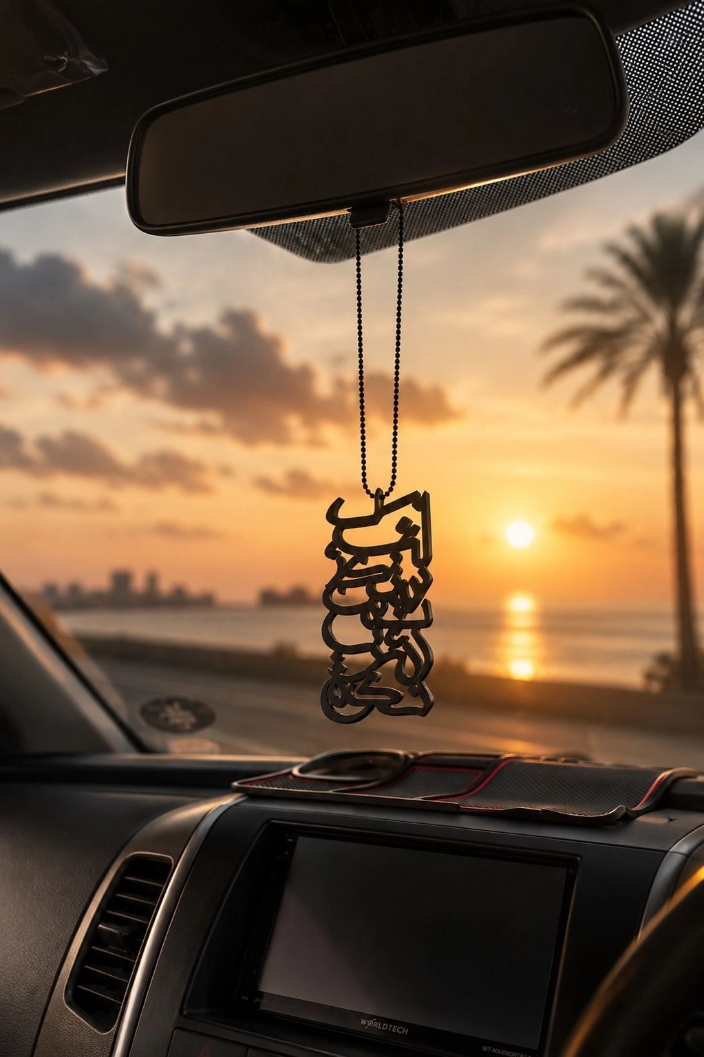 La In Shakartum La Azidannakum Islamic Car Mirror Hanging | PETG 3D Printed Arabic Calligraphy Rear View Mirror Pendant - Black