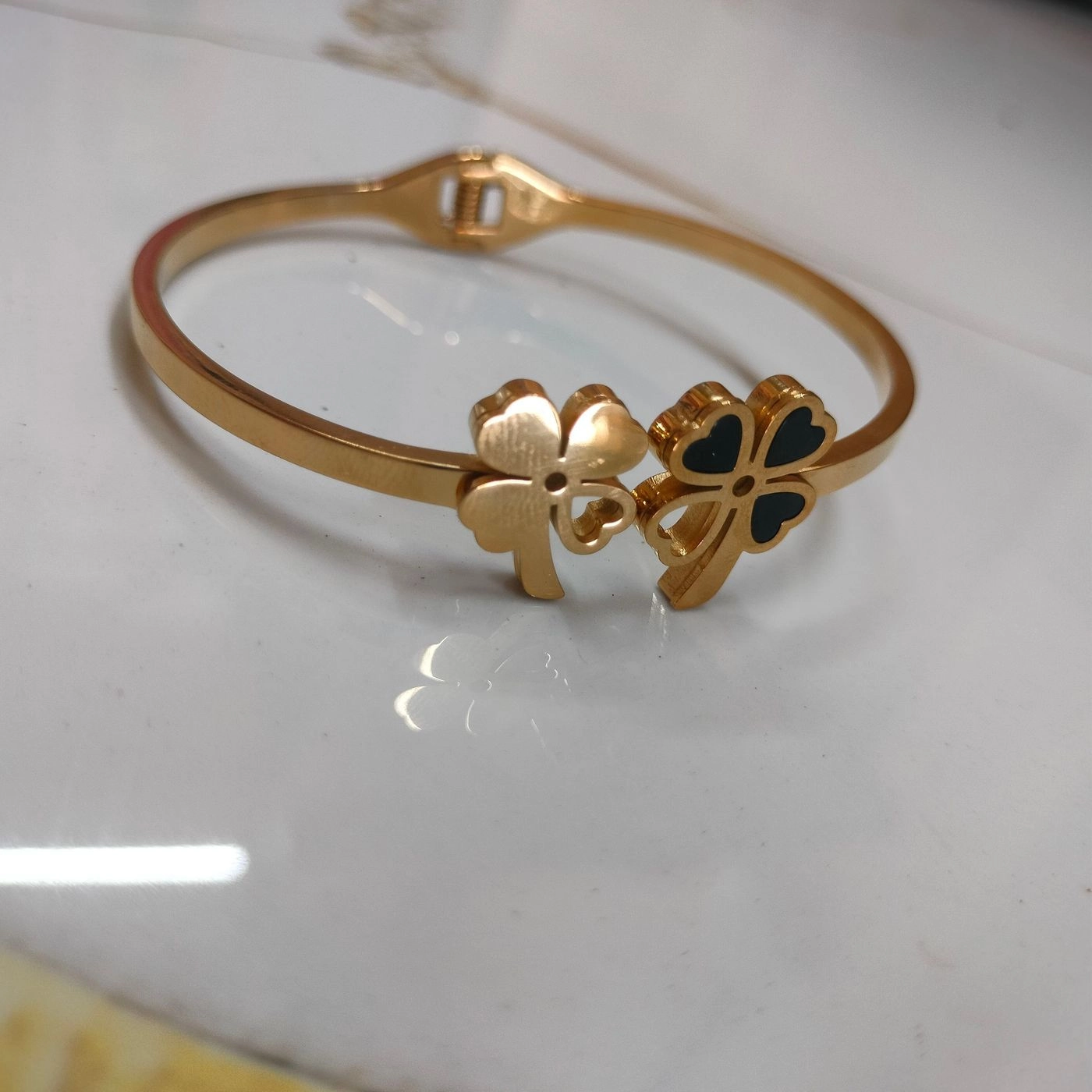 Elegant Flower anti Tarnish kada 1