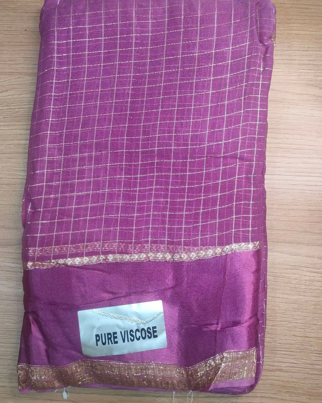 Trendy Viscose Georgette checked Jari saree 3
