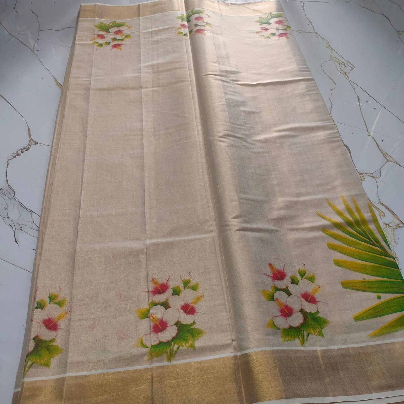 Tissue Kasavu Saree with chembaruthi digital print 2