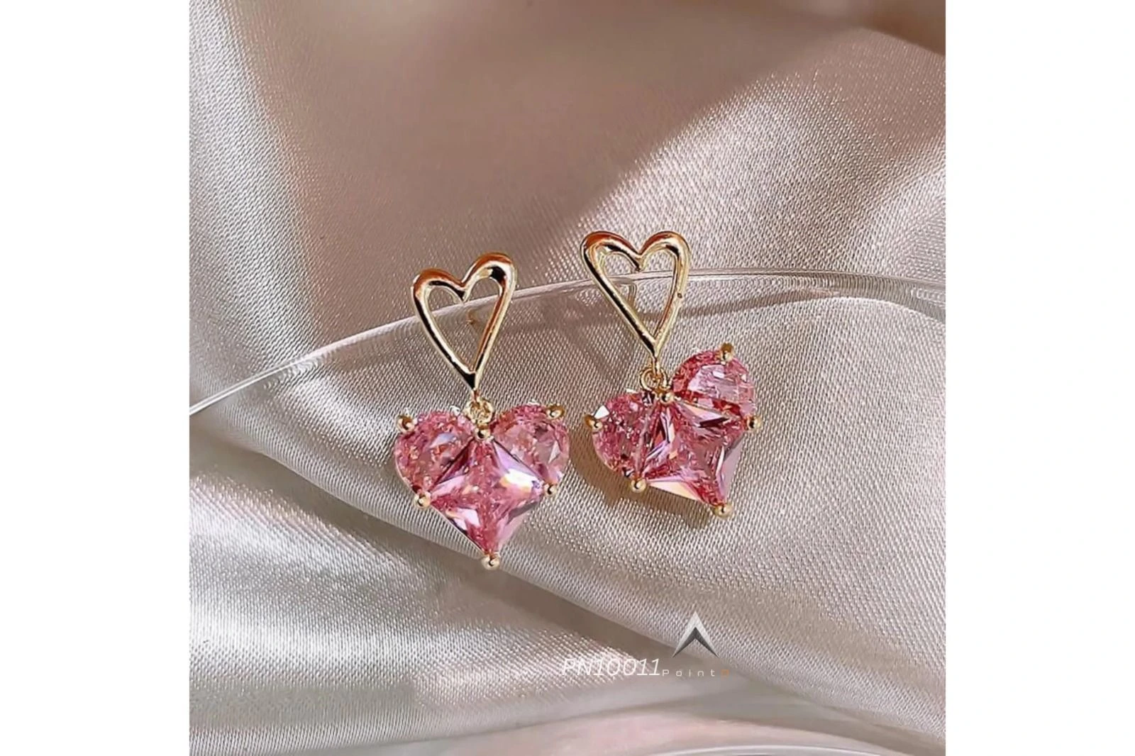 Sweet Style Dazzling Heart Design Pink Love Zircon
Earring for Women Gold Plated Stud Earrings
Valentine's Day Gift