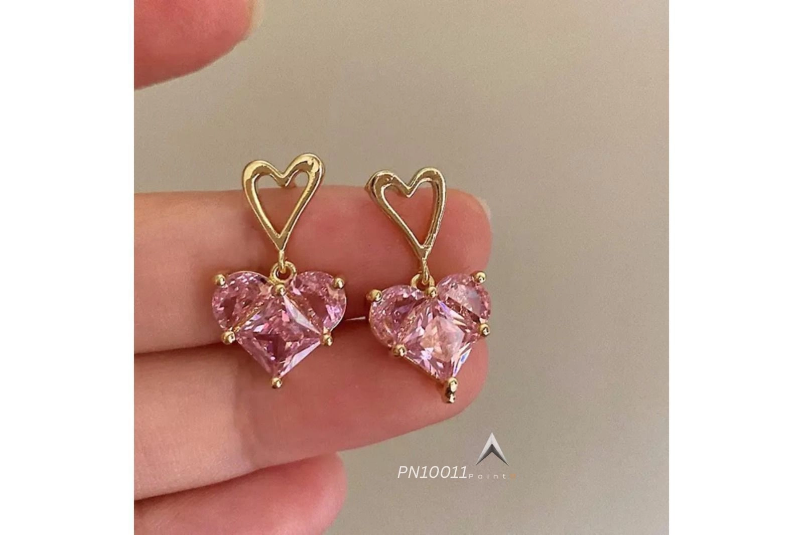 Sweet Style Dazzling Heart Design Pink Love Zircon
Earring for Women Gold Plated Stud Earrings
Valentine's Day Gift